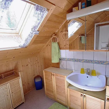 Almliesl Krem-555 Chalet